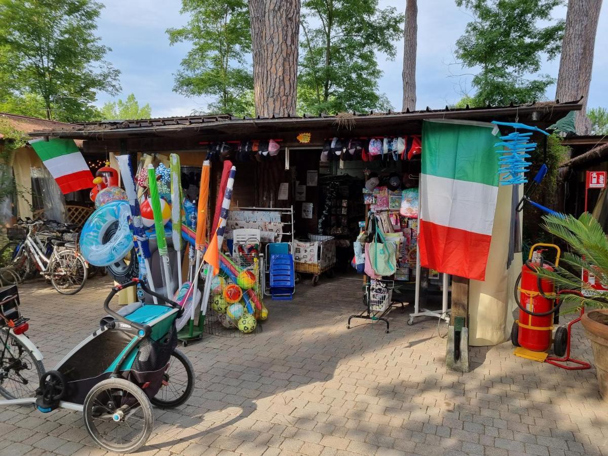 Chalet 4 Or 6 Persons Toscana Viareggio Camping Bosco Verde Italie Torre del Lago Puccini Eksteriør bilde